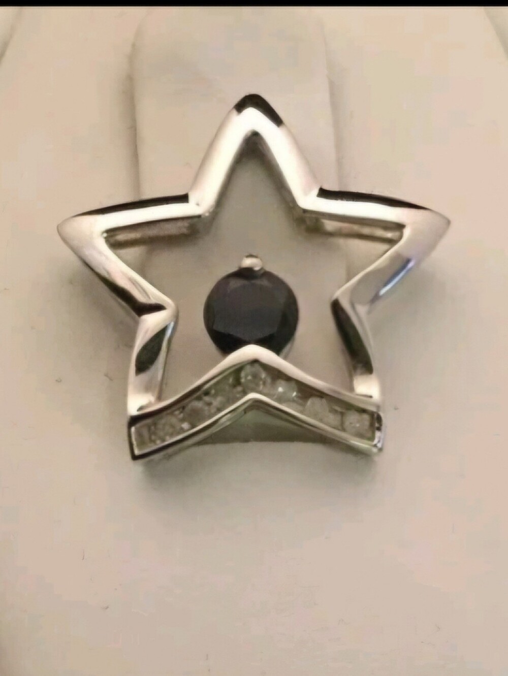 Alwand Vahan Star 10k White Gold Charm with Dark Blue Sapphire Diamond Accents
